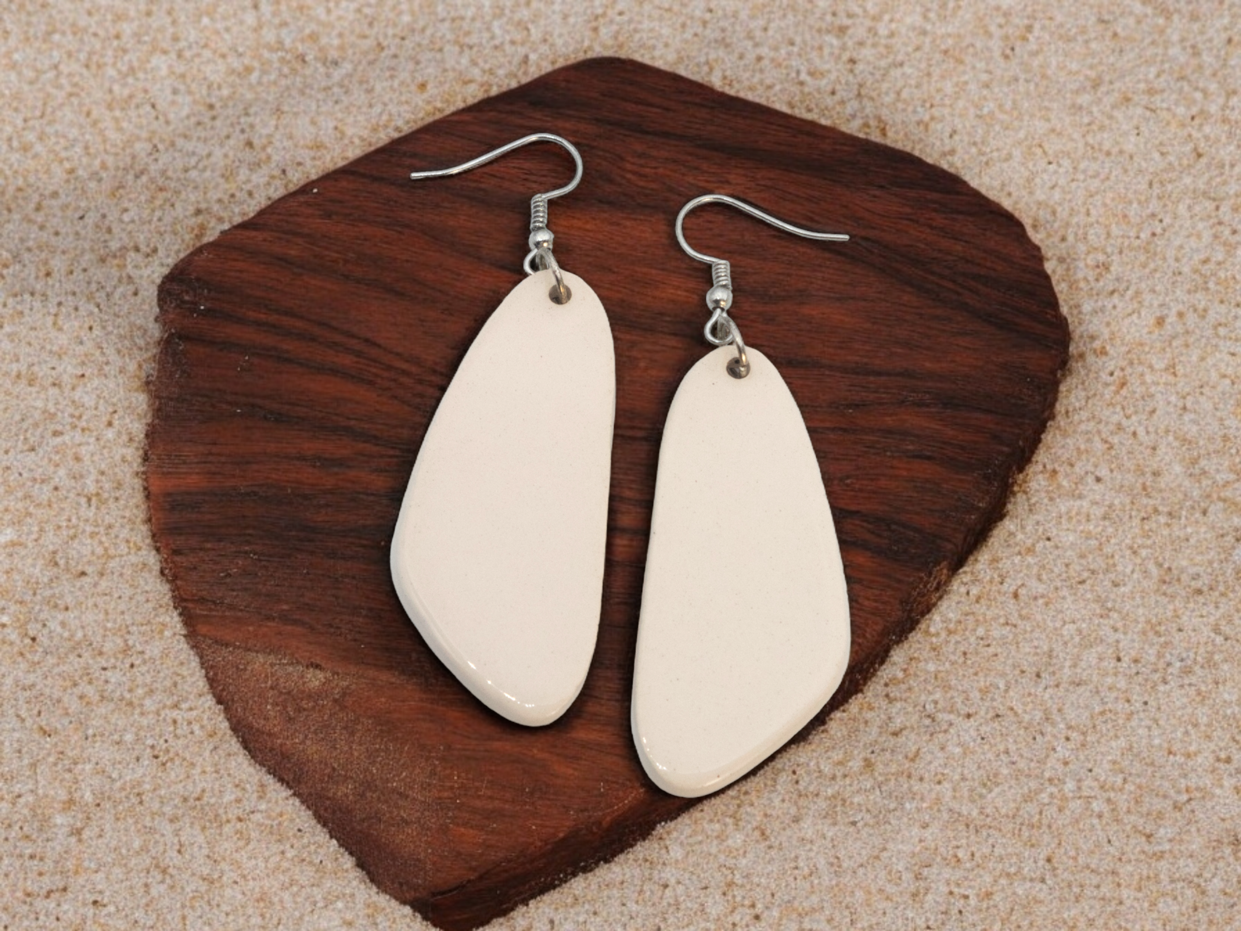 Pendientes largos blancos - 4