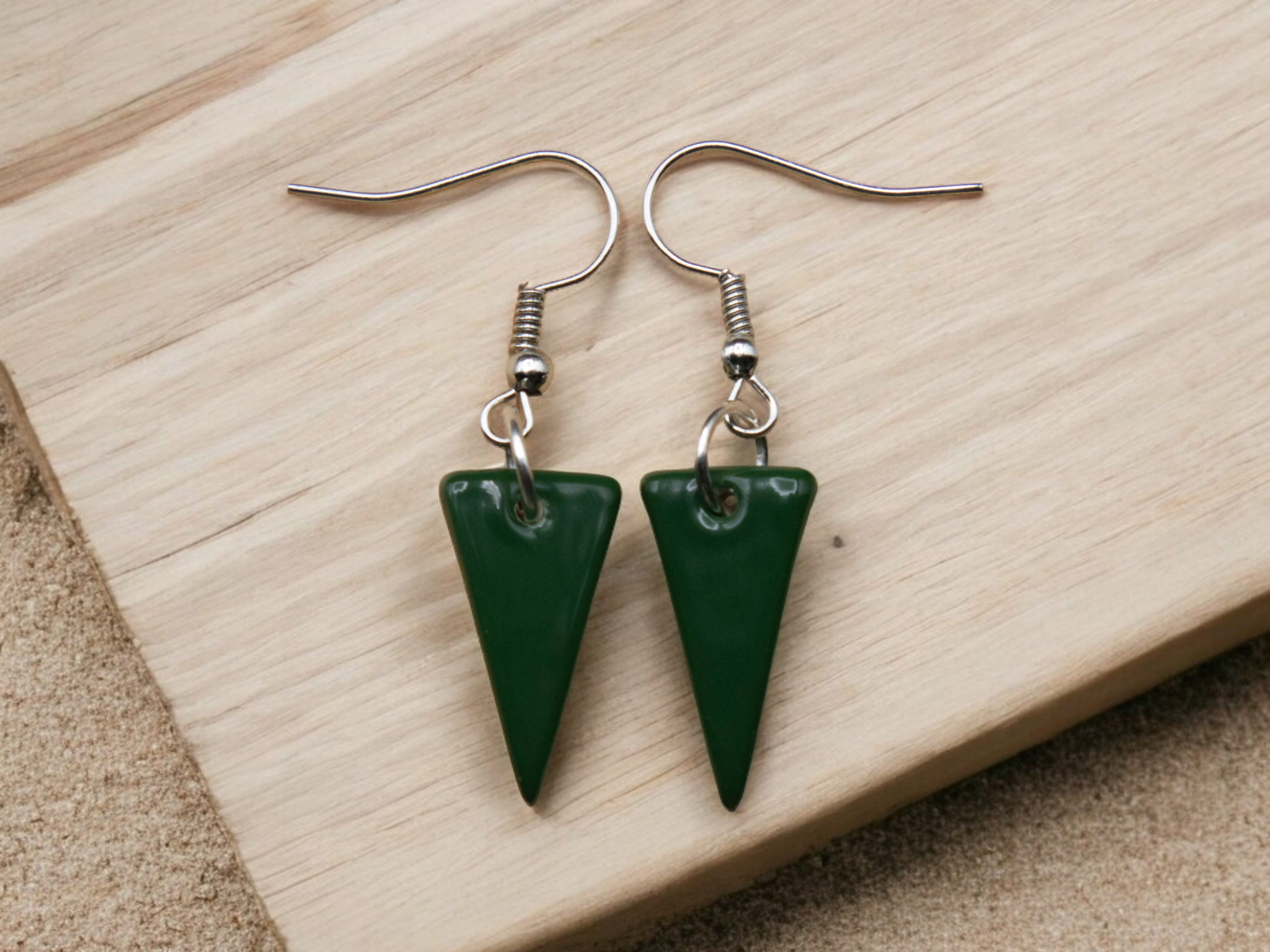 Pendientes triangulares verde oscuro - 2